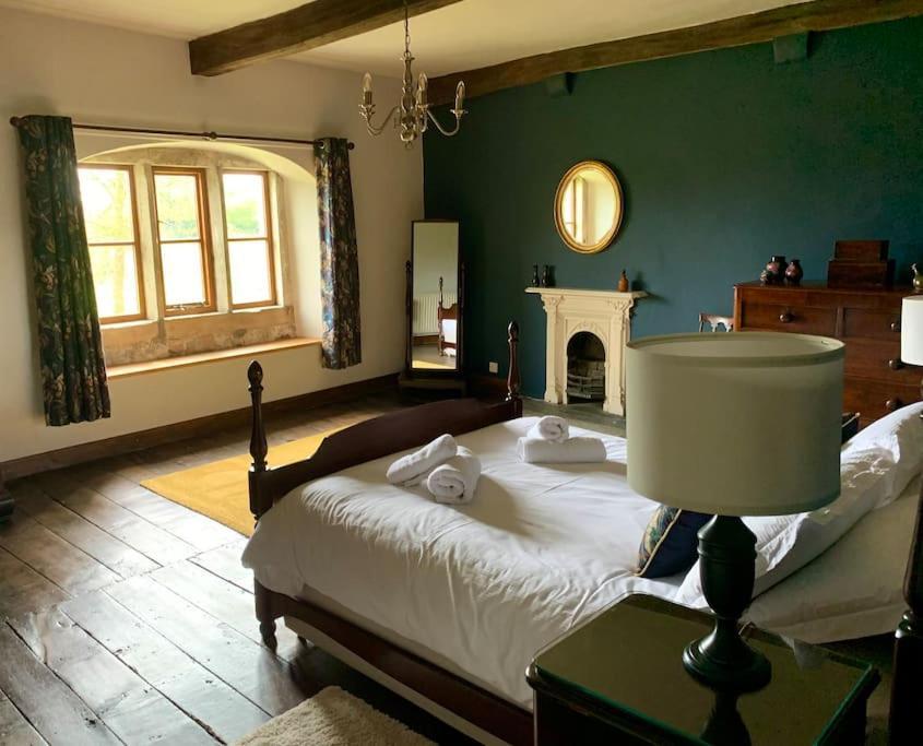 Large Country Farmhouse วัดดิงตัน ภายนอก รูปภาพ